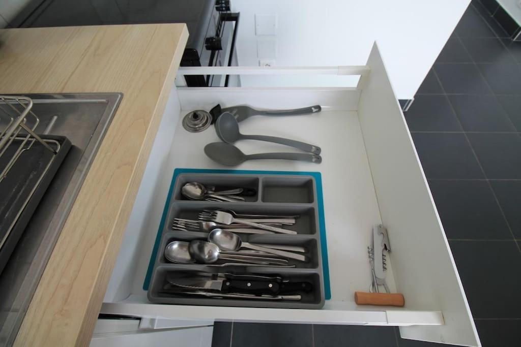 Escale-Marne Fr - 102 - Free Parking - Free Luggage Storage - All Equipped - Linen Included - Washing Machine - 10Mn Walk Metro 8 - Rer A - Panoramic View - From 1 To 4 Guests Майсонс-Алфорт Екстериор снимка
