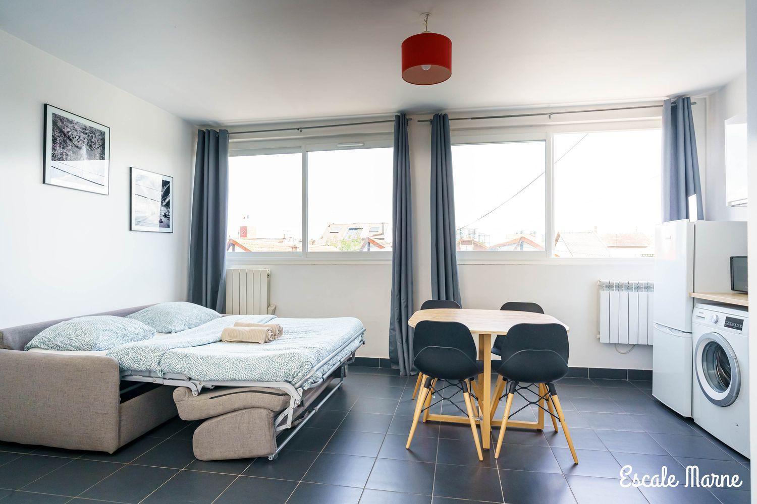 Escale-Marne Fr - 102 - Free Parking - Free Luggage Storage - All Equipped - Linen Included - Washing Machine - 10Mn Walk Metro 8 - Rer A - Panoramic View - From 1 To 4 Guests Майсонс-Алфорт Екстериор снимка