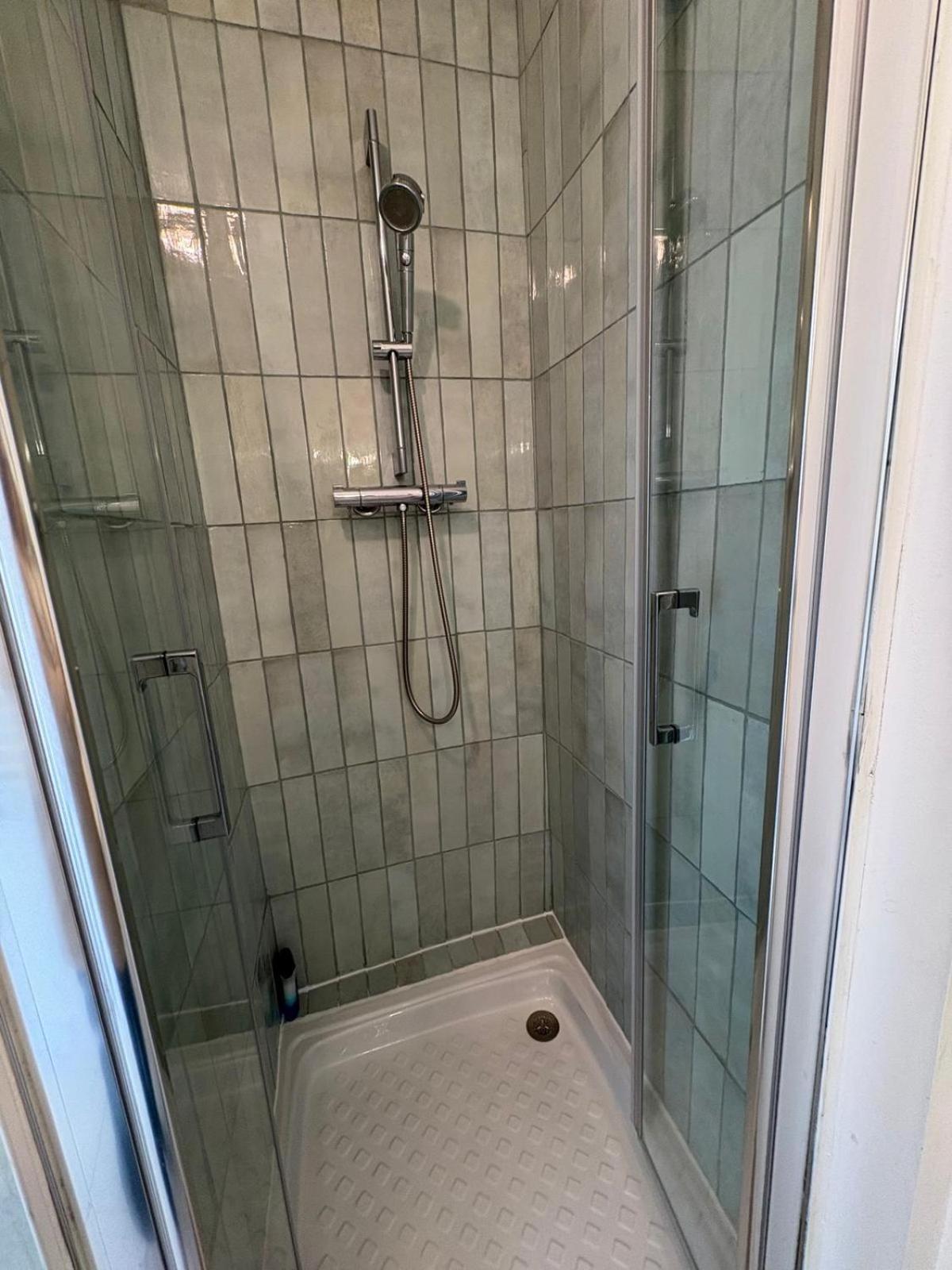Escale-Marne Fr - 102 - Free Parking - Free Luggage Storage - All Equipped - Linen Included - Washing Machine - 10Mn Walk Metro 8 - Rer A - Panoramic View - From 1 To 4 Guests Майсонс-Алфорт Екстериор снимка
